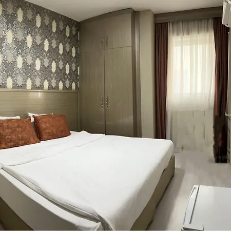 Metro Hotel Esmirna